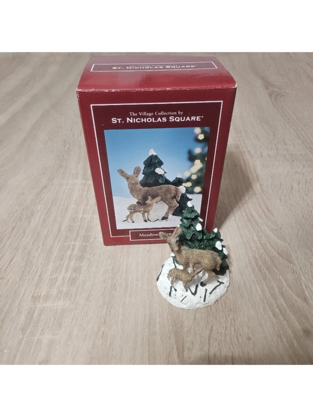 St Nicholas Square Tree With Deer, Doe and Fawn on Snow Accessory w/Box